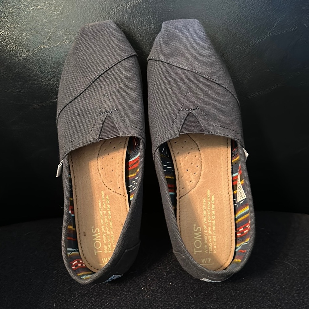 TOMS Women’s Canvas Slip Ons